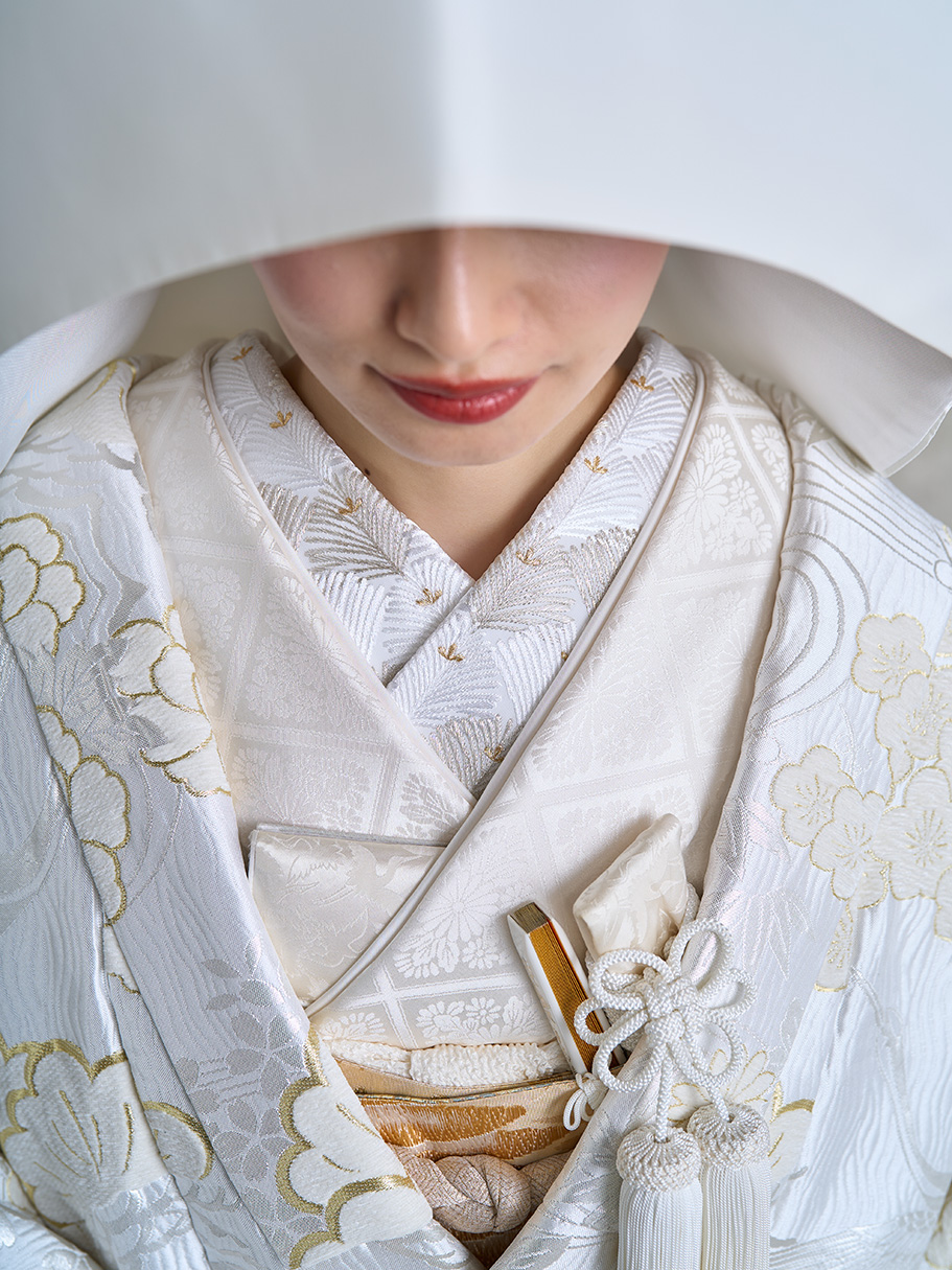 白無垢 流水松竹梅に鶴 - りゅうすいしょうちくばいにつる -