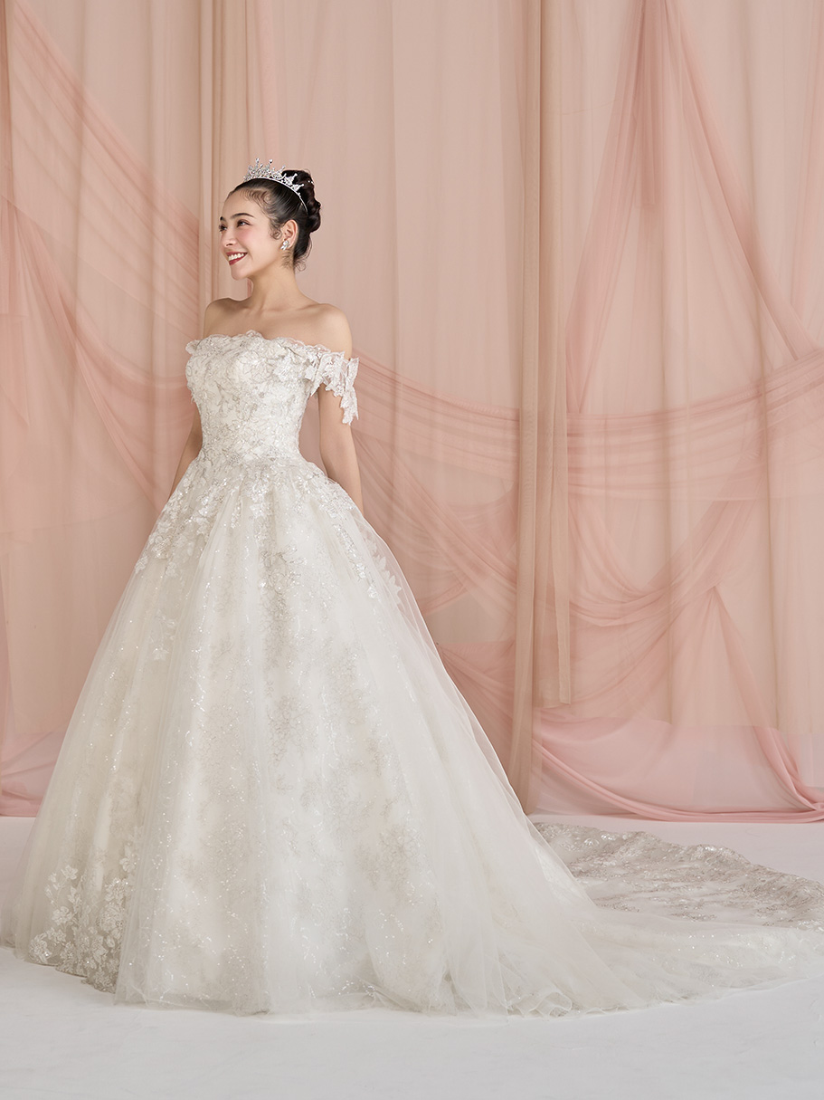【新品】ウェディングドレス・前撮りドレス Ref.3116 WEDDING DRESS（ウェディングドレス） - COLLECTION