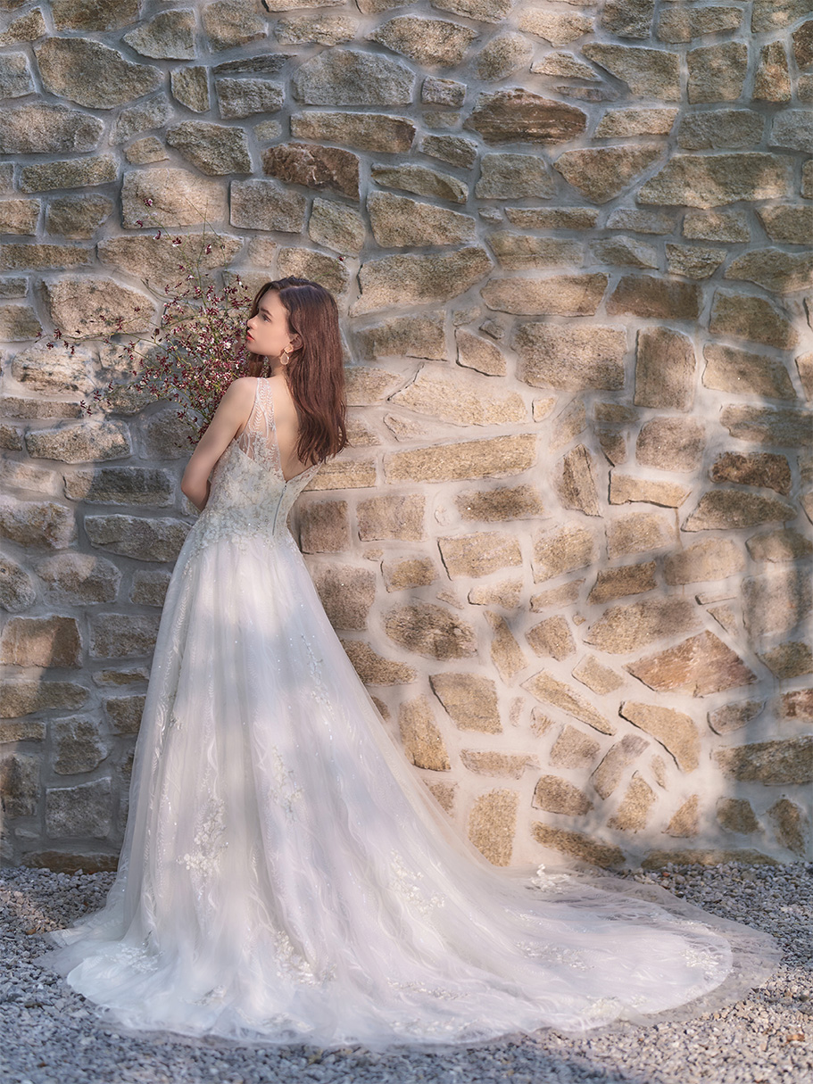 WEDDING DRESS / ウェディングドレス　Ref.3158