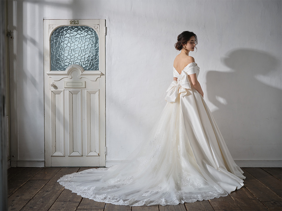 WEDDING DRESS / ウェディングドレス　Ref.3173