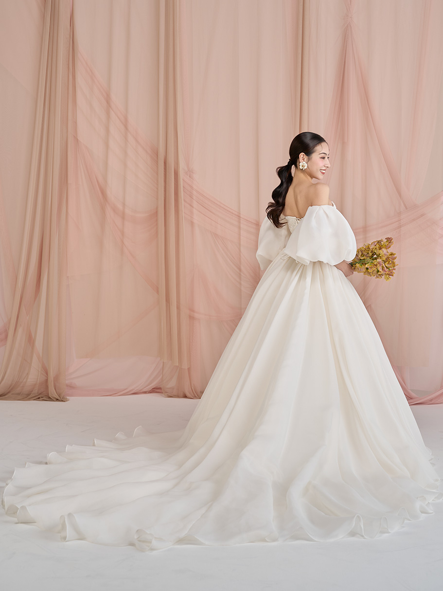 Ref.3473 WEDDING DRESS（ウェディングドレス） - COLLECTION