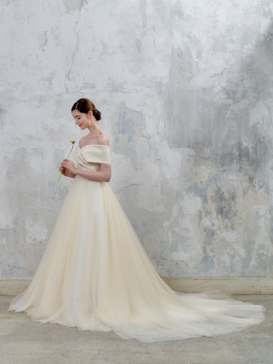 WEDDING DRESS（ウェディングドレス）Ref.3476