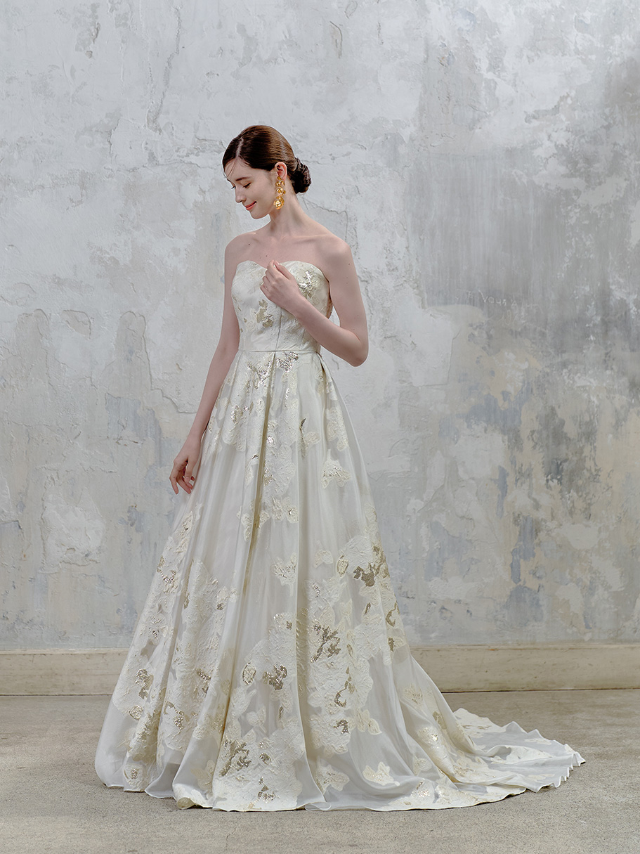 WEDDING DRESS（ウェディングドレス）Ref.3517