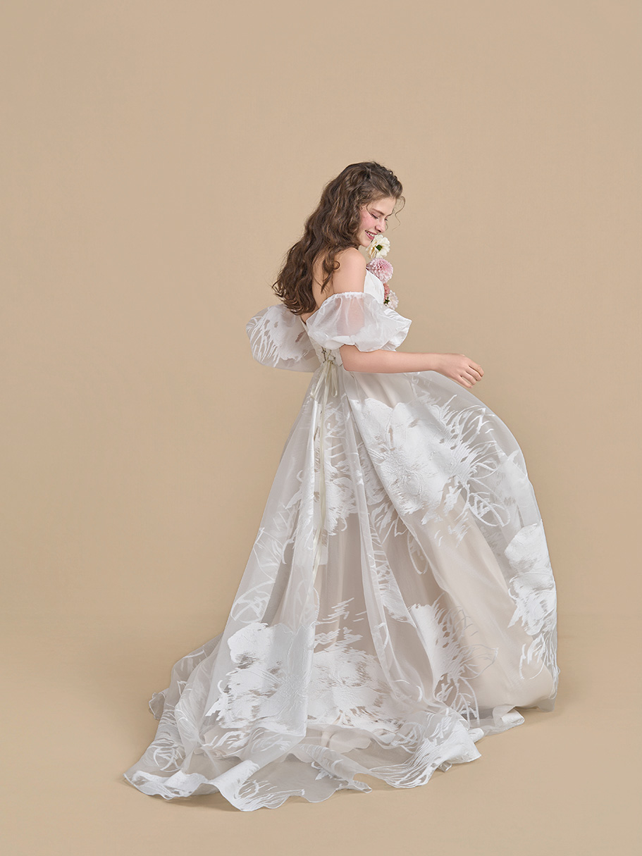 Ref.3593 WEDDING DRESS（ウェディングドレス） - COLLECTION