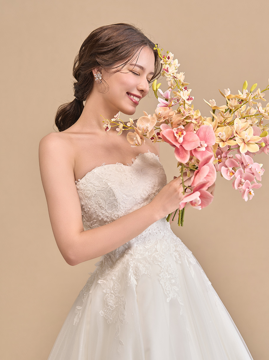 WEDDING DRESS(ウェディングドレス)Ref.3606