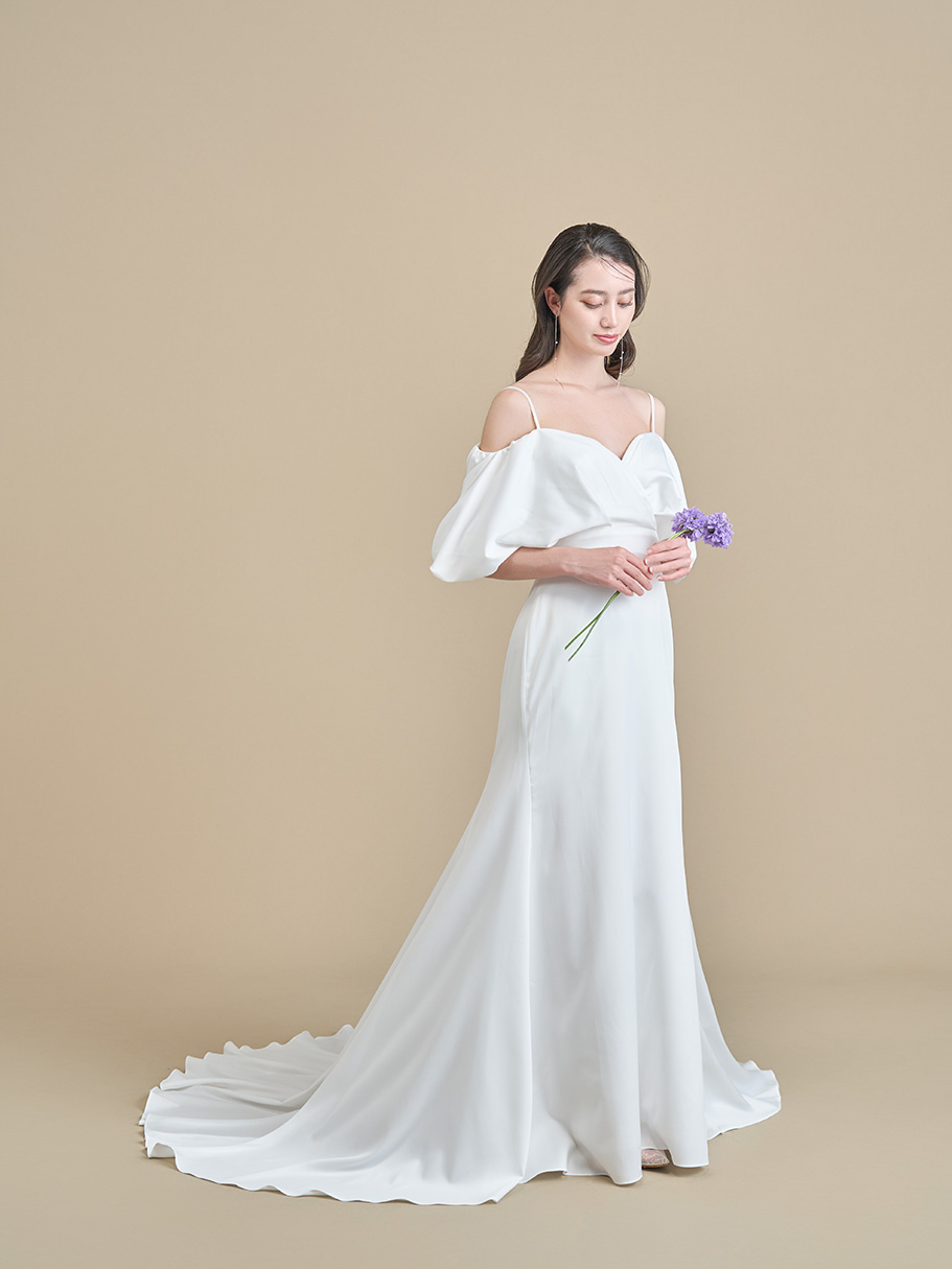 WEDDING DRESS(ウェディングドレス)Ref.3647