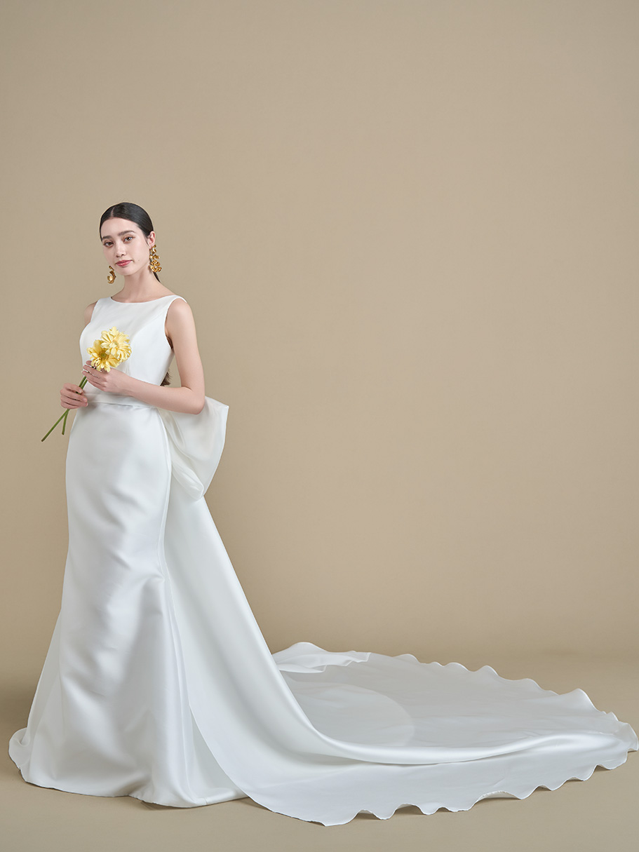 WEDDING DRESS(ウェディングドレス)Ref.3737