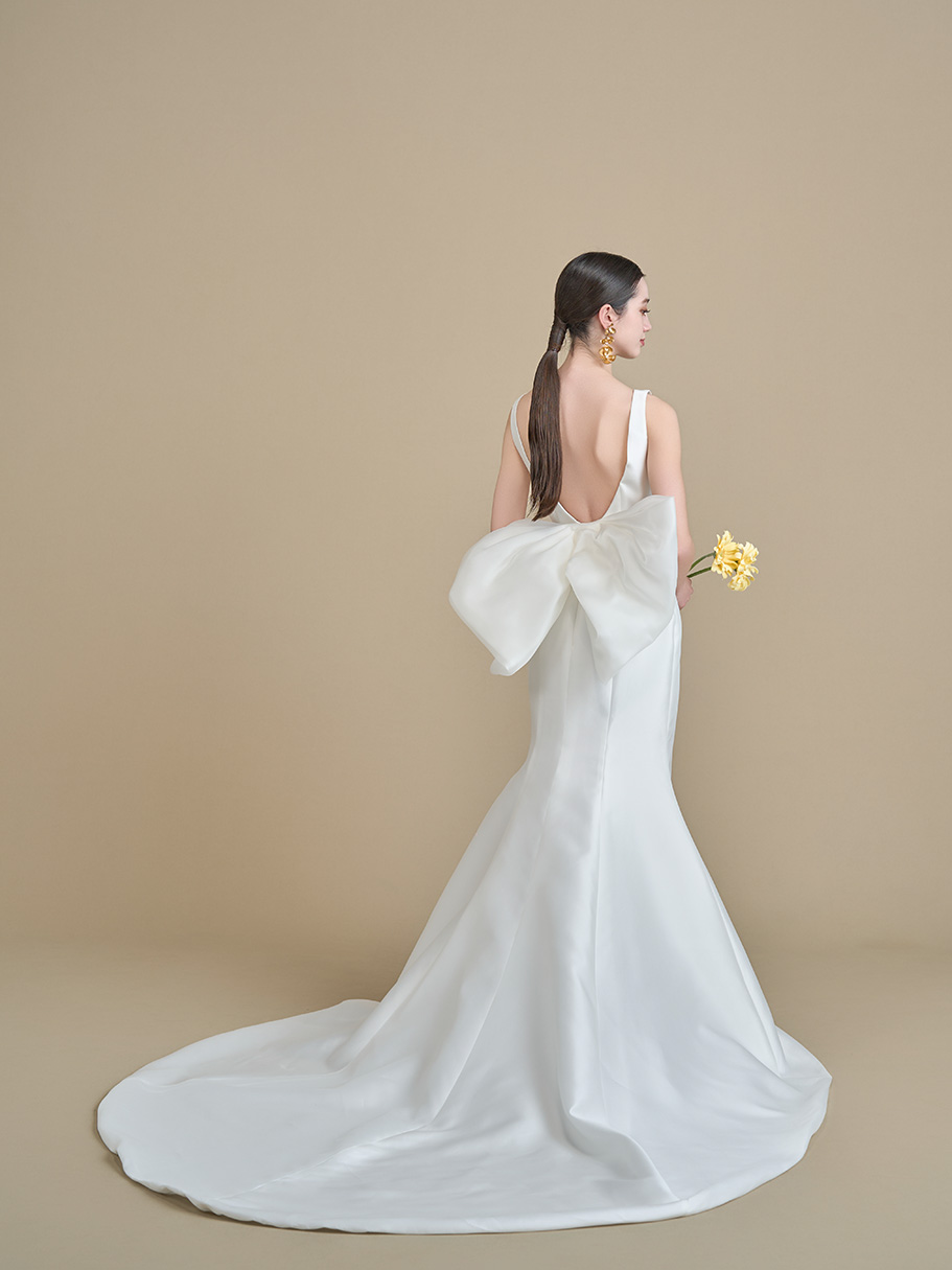 WEDDING DRESS(ウェディングドレス)Ref.3737