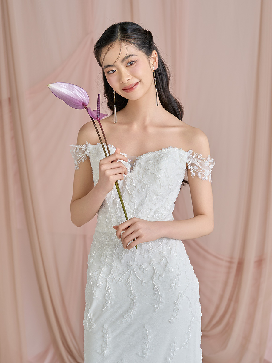 WEDDING DRESS(ウェディングドレス)Ref.3740