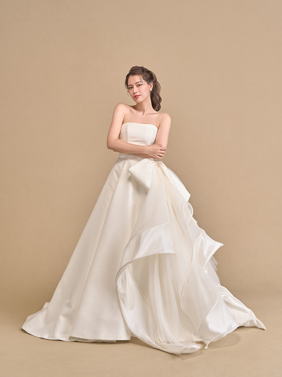 WEDDING DRESS(ウェディングドレス)Ref.3751