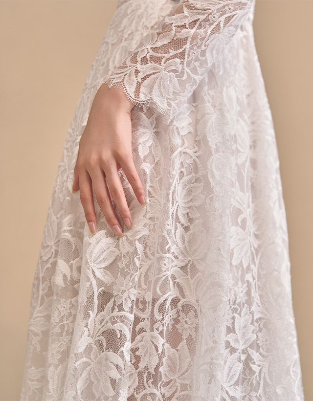 WEDDING DRESS（ウエディングドレス） Merletto - メルレット -