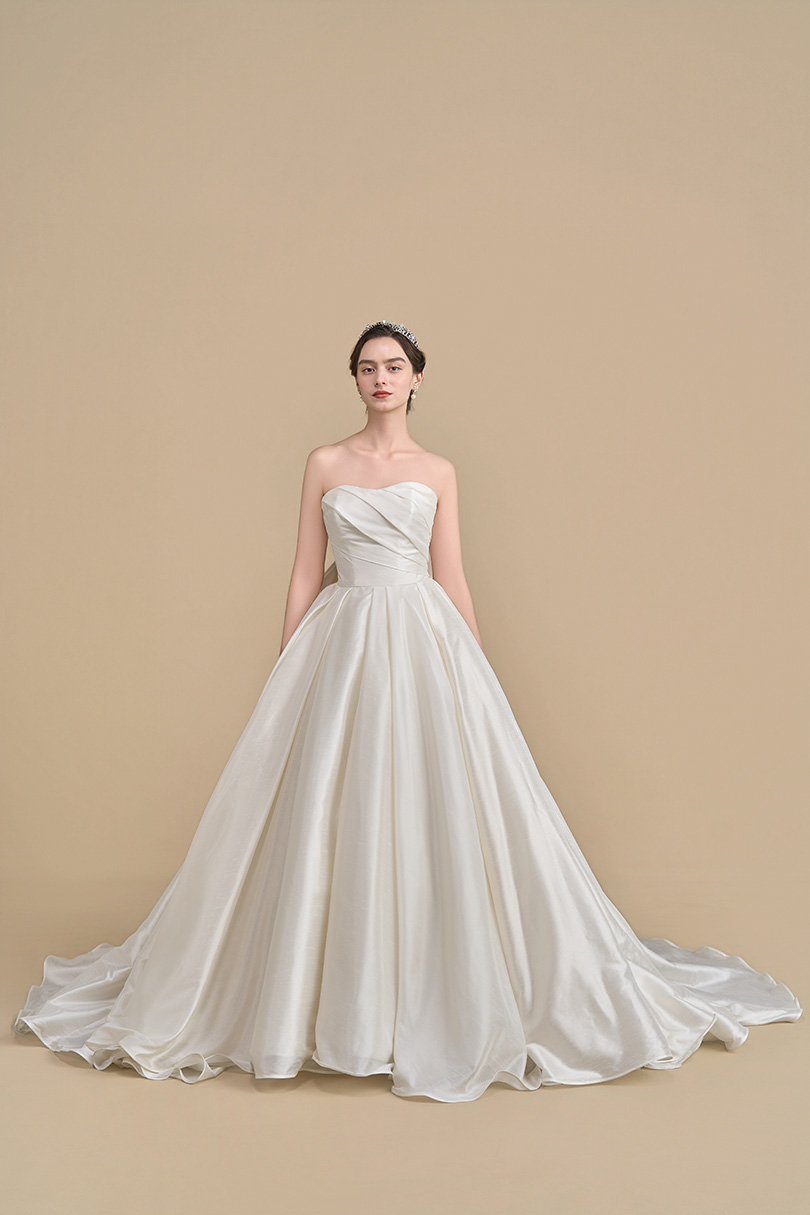 WEDDING DRESS(ウェディングドレス)Chantilly - シャンティー -