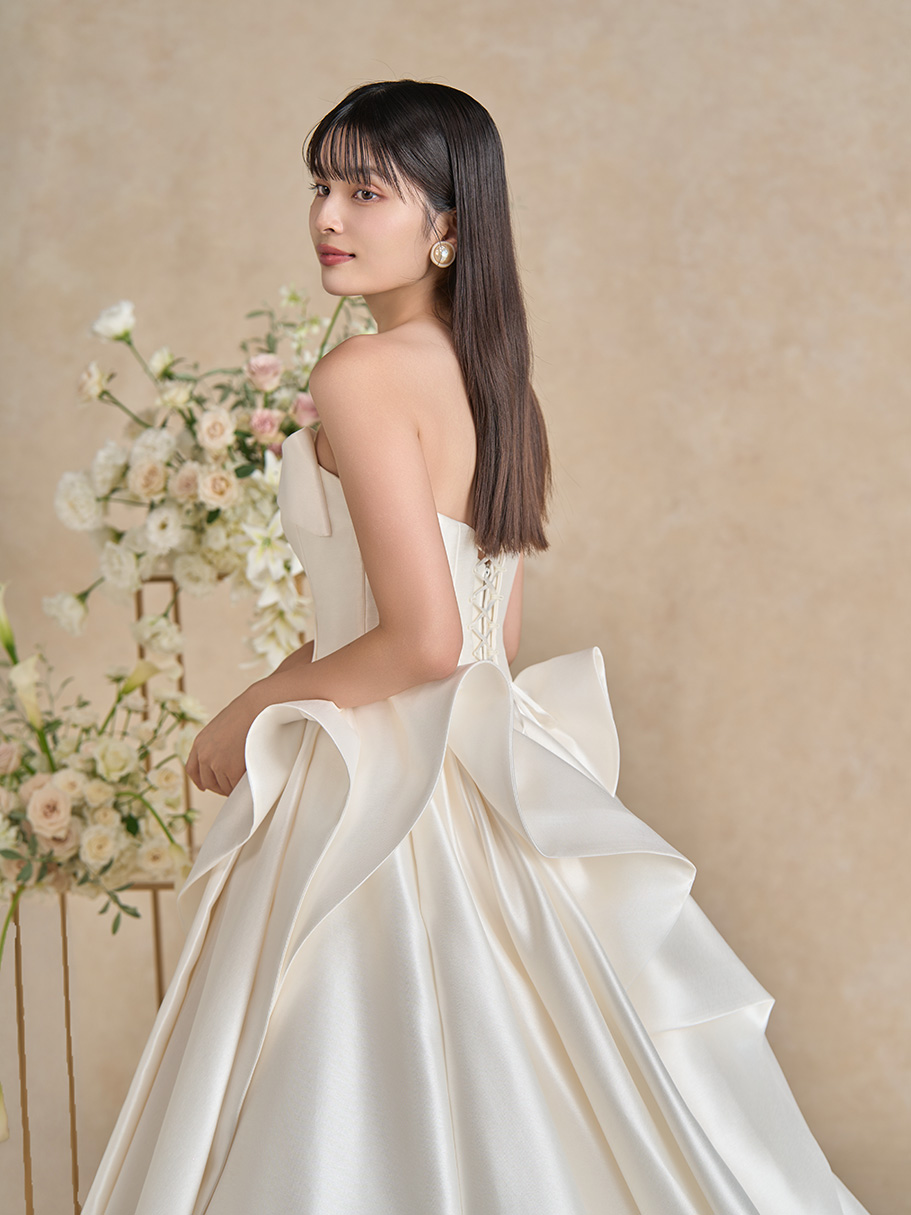 Fala - ファラ - WEDDING DRESS（ウェディングドレス） - COLLECTION