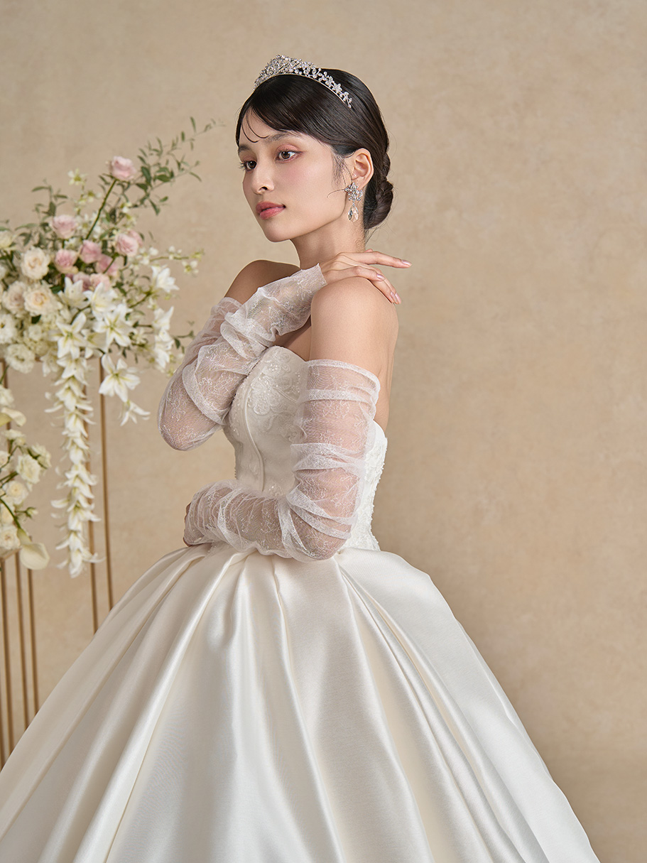 WEDDING DRESS(ウェディングドレス)Gina - ジーナ -