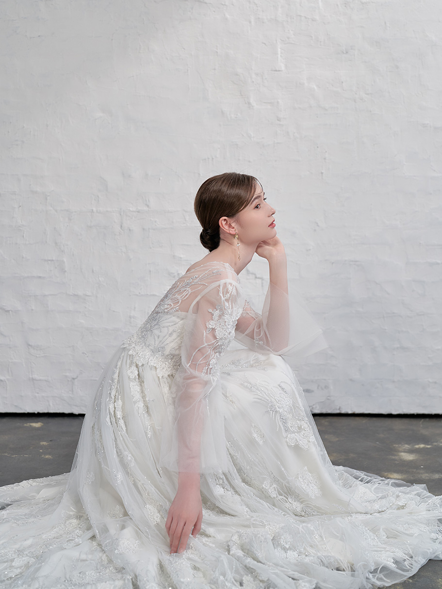 WEDDING DRESS（ウェディングドレス）Laula  - ラウラ -