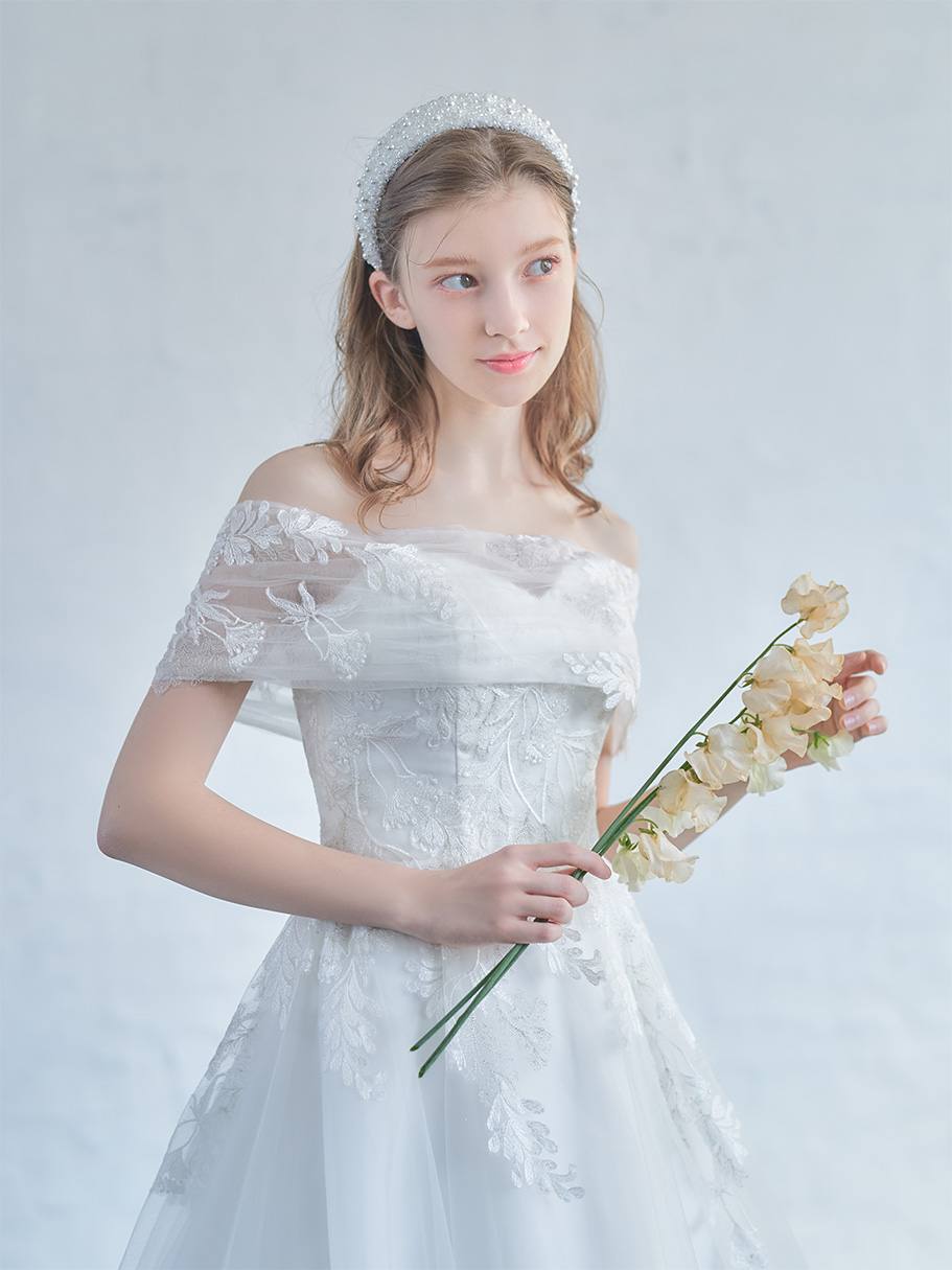 WEDDING DRESS（ウェディングドレス）Merrily - メリリー -