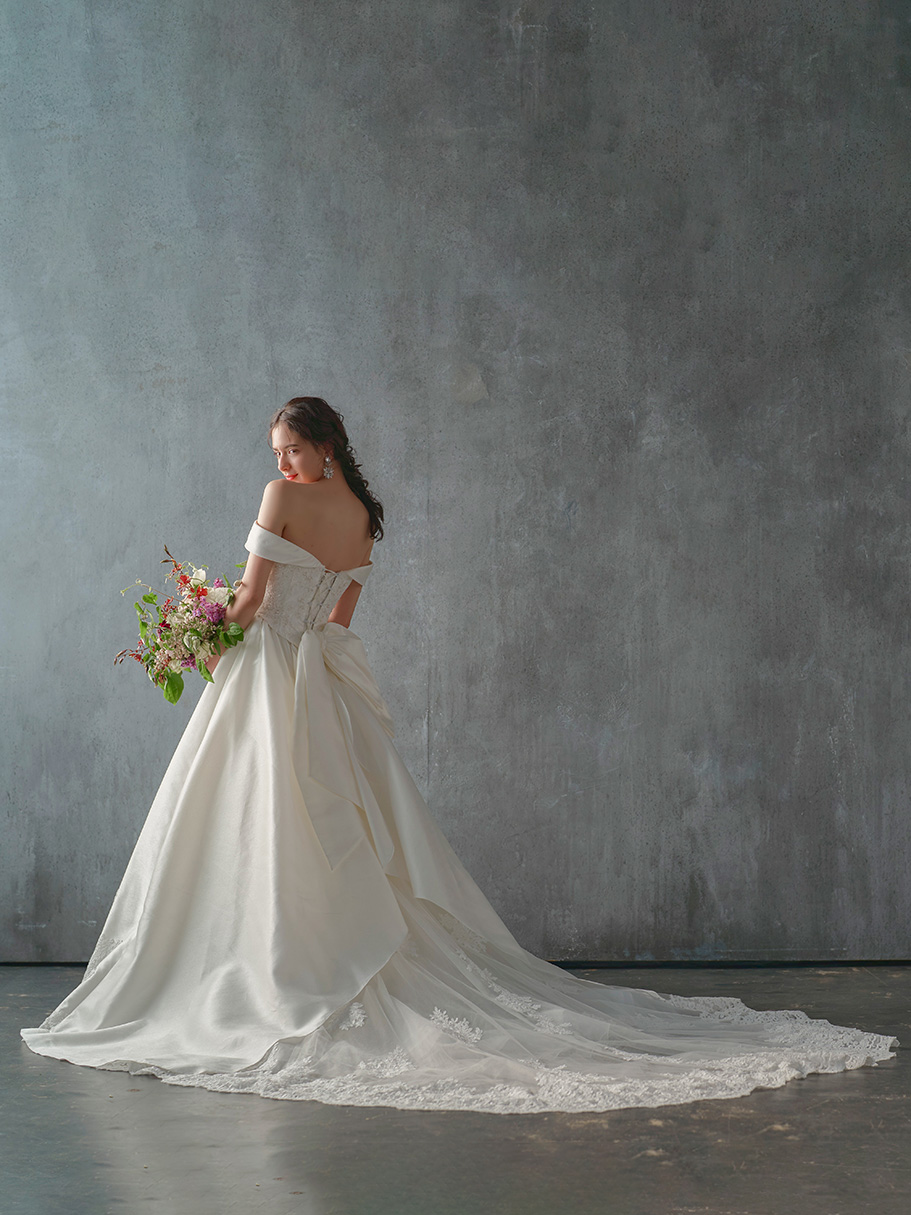 WEDDING DRESS（ウェディングドレス）Nora - ノラ -