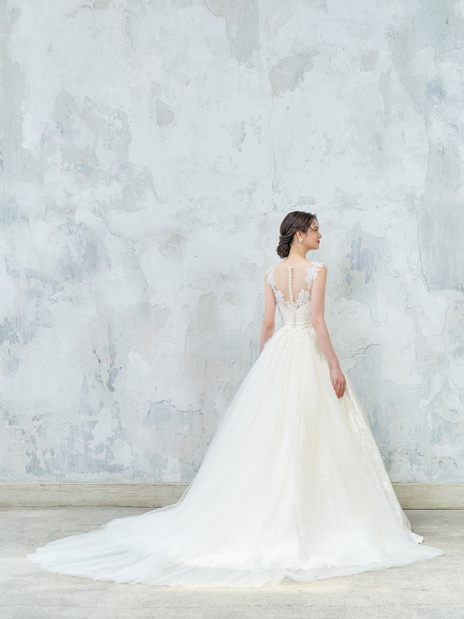 WEDDING DRESS（ウェディングドレス）Renata  - レナータ -