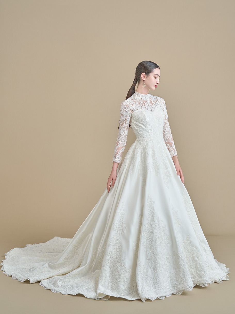 WEDDING DRESS(ウェディングドレス)Sarah - サラ -