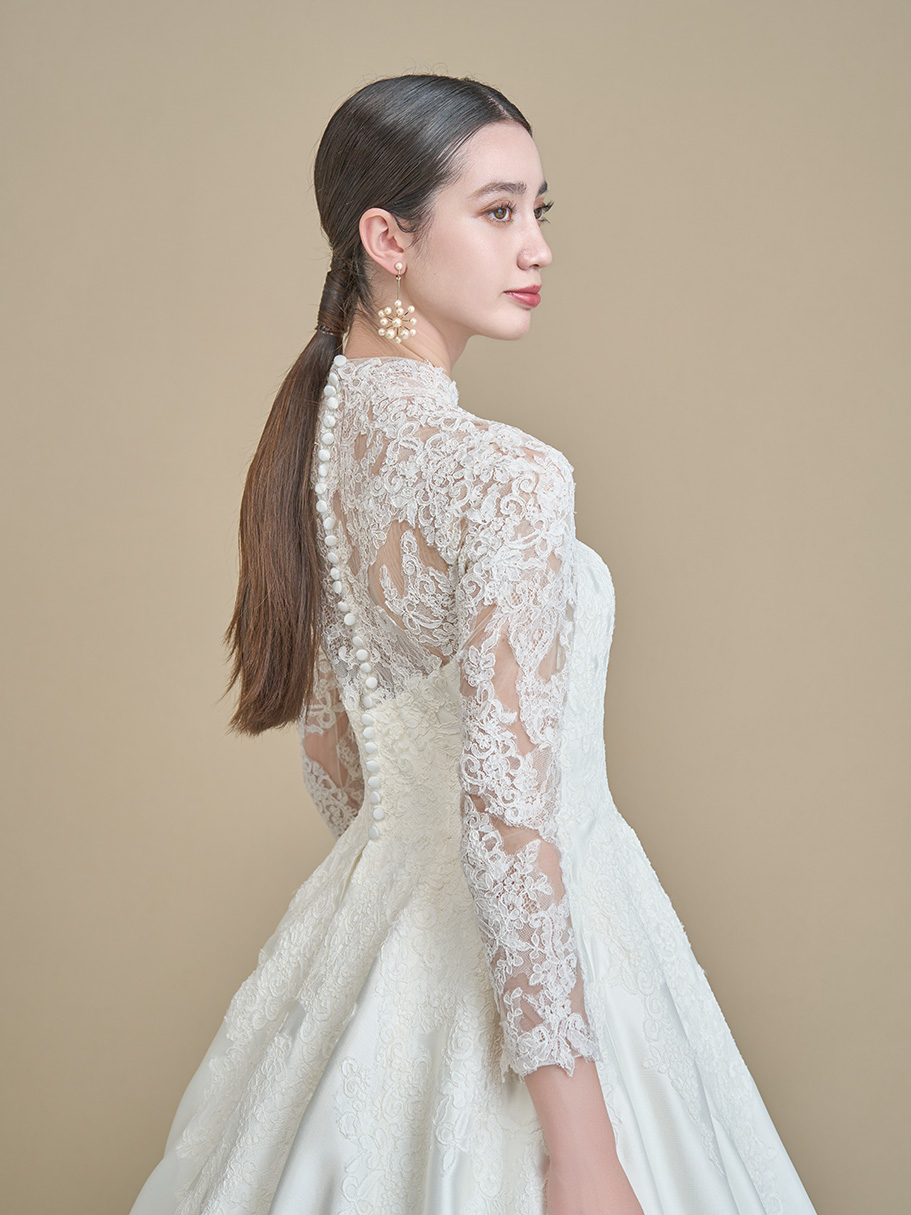 WEDDING DRESS(ウェディングドレス)Sarah - サラ -