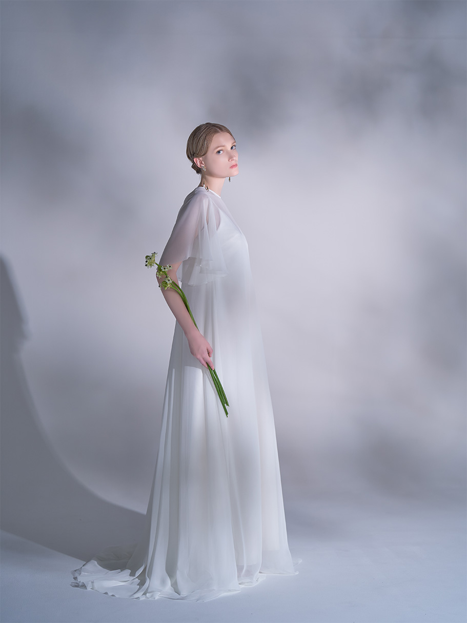 WEDDING DRESS（ウェディングドレス）Solenne - ソレンヌ -